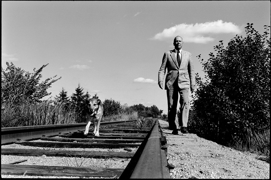 Colville_Dog_Railroad-tracks.jpg