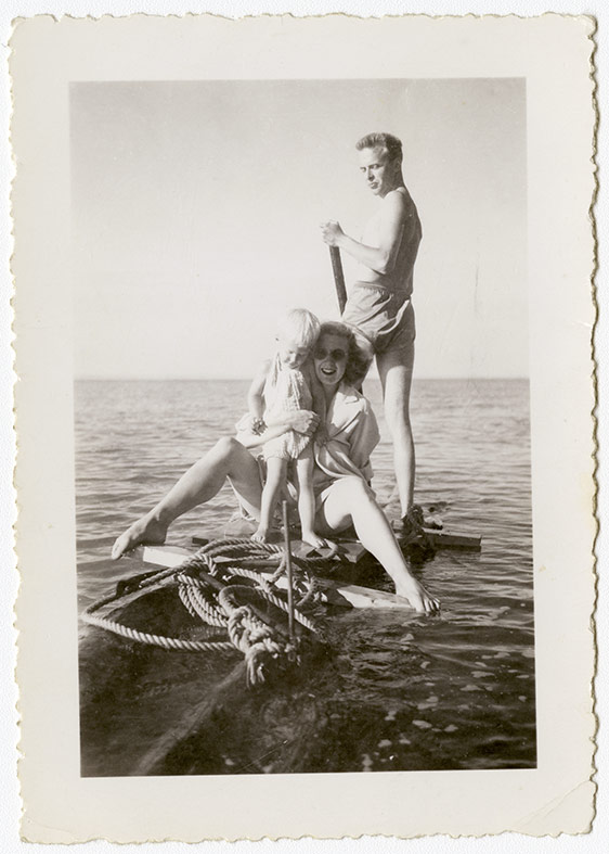 Colville, Rhoda and their son Graham, 1946.